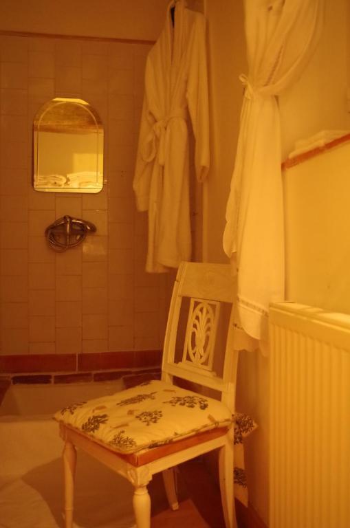 La Touche Bed and Breakfast Menetou-sur-Nahon Rum bild